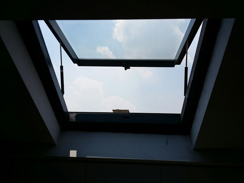 空降门